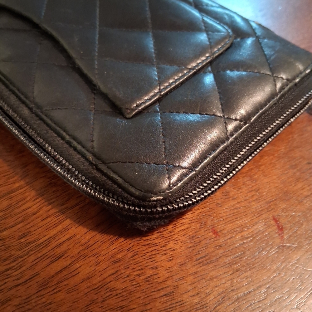 Chanel Black Quilted Wallet - Picture 9 of 16